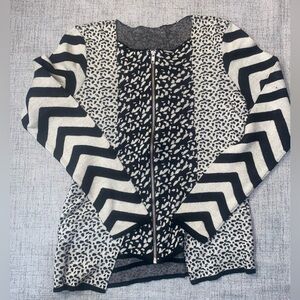 Black and White Patterned Antonio Melani Women’s Full Zip 100%Wool Cardigan
